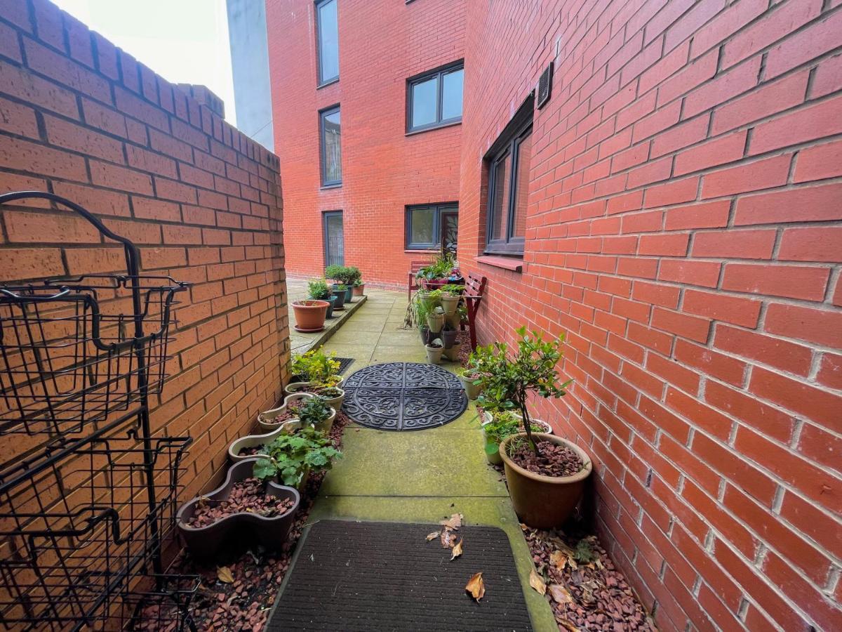 Kelvingrove 2 Bedroom Apartment - Private Parking Glasgow Exterior photo